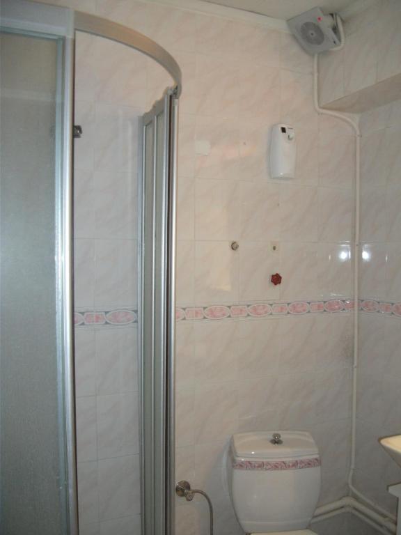 Number One Apart Hotel Karaburun  Kamer foto